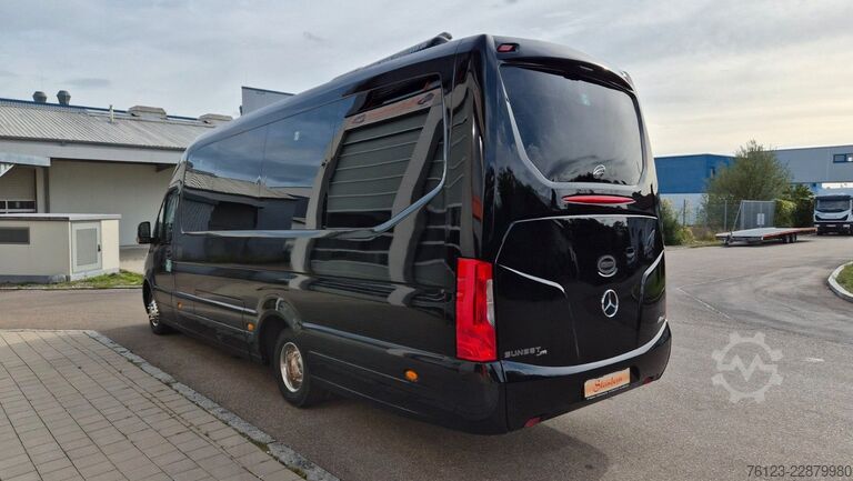 Kleinbus MERCEDES-BENZ 519 Sunset S 4 Ferqui Lagerfahrzeug Stock