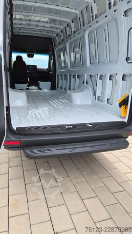 Kastenwagen hoch MERCEDES-BENZ Sprinter III Kasten  519 CDI RWD 4x 4 Allrad