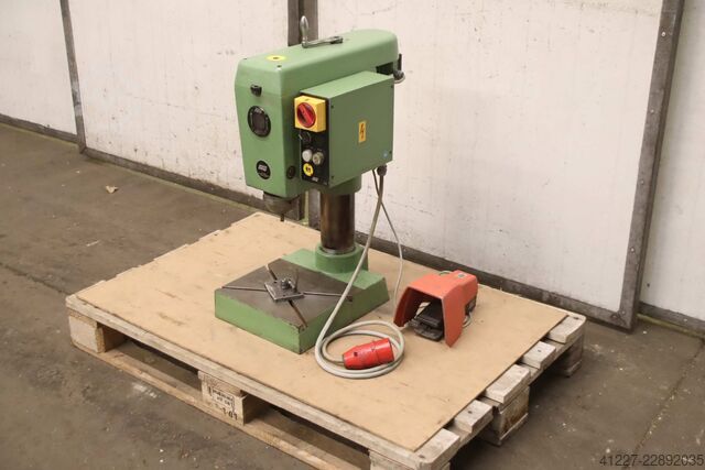 Taumelnietmaschine FMW HN1B-2