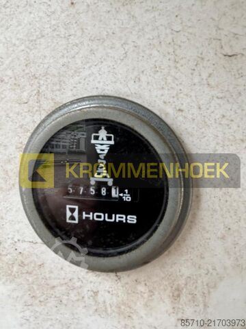 Telescopic boom lift Sky Jack SJ 66 T