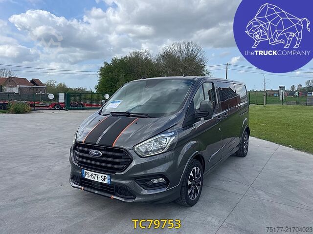 Passenger transportation Ford Transit Custom L2H1 5 - Places