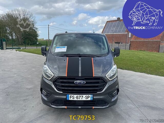 Passenger transportation Ford Transit Custom L2H1 5 - Places