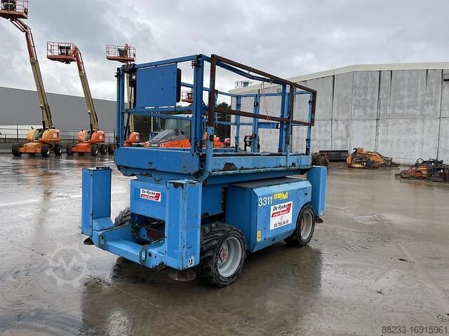 Scissor lift Genie GS2668