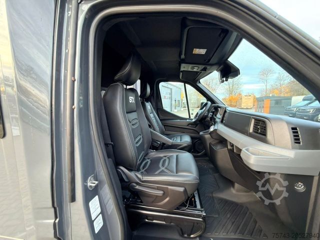 Viehtransporter RENAULT Master STX 5 Sitzer Haras ex. Lang Automatik