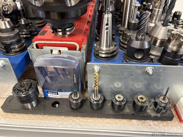 Lot of SK40 tool holders  