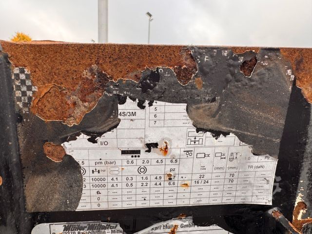 Anhänger Fahrgestell MÜLLER-MITTELTAL RA-T 18,0 Containerfahrgestell