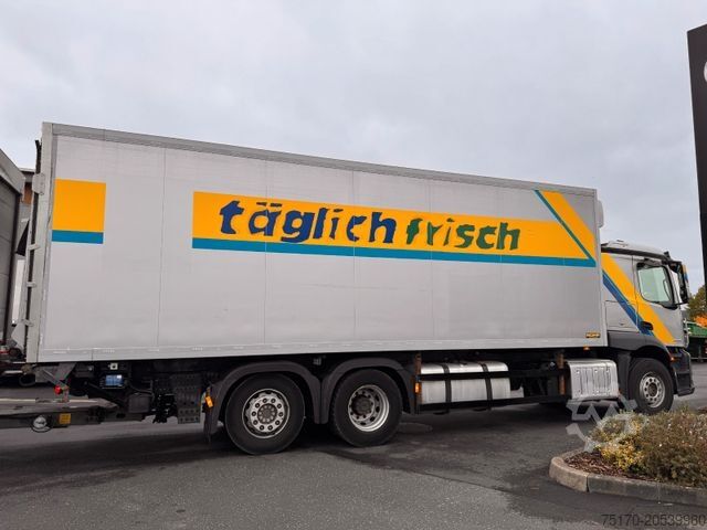 Kühlkoffer-LKW MERCEDES-BENZ Actros 2643 L 6x2