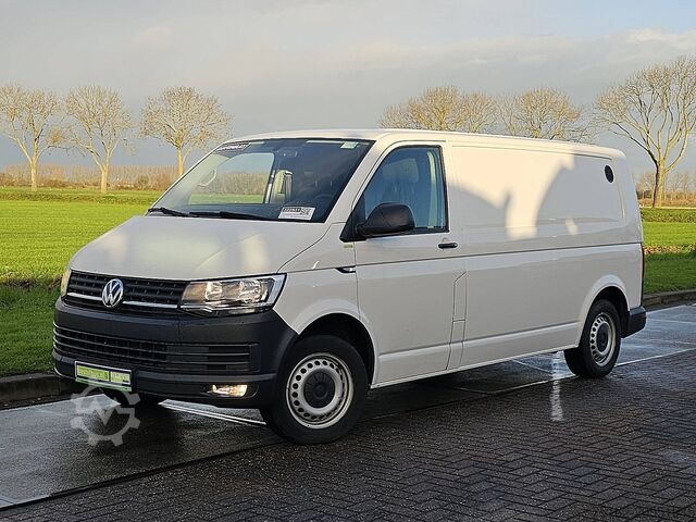 High-roof van VOLKSWAGEN TRANSPORTER 2.0 TDI L2H1 Navi Airco!