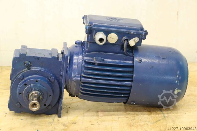 Gear motor 0.55 kW 93 rpm Nord SK 530SU-80S/4BRE8
