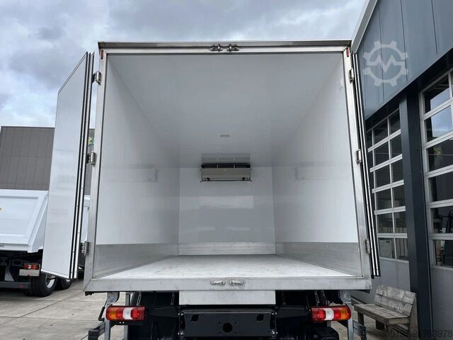 Refrigerated/frozen transport Mercedes-Benz Atego 1725 4x4 Refrigerator Truck