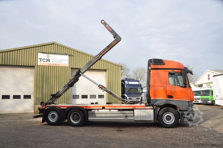 Hook arm system Mercedes-Benz Actros 2845 6X2 HIAB MultiLift HAAKARM