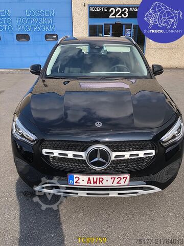 Mercedes-Benz GLA 200 D Mercedes-Benz GLA 200 D