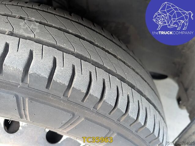 Suitcase Peugeot Boxer 2.0 HDI BOX + LIFT