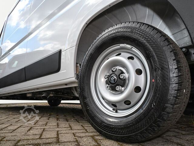 High top van Citroën Jumper Kastenwagen L3H2 3.3T  Diesel 140 Manuell