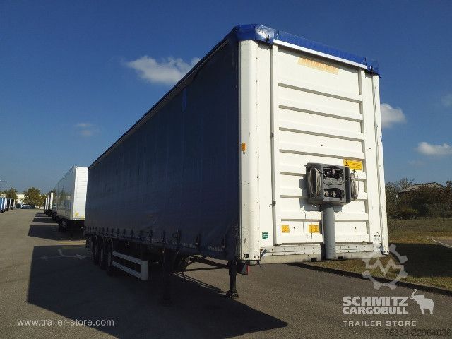 Open semitrailer with tarp Fruehauf Semitrailer Curtainsider Standard
