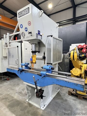 Straightening Press - Single Column DUNKES HR40