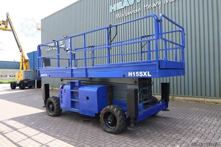 Scherenhebebühne Haulotte H15SXL Diesel, 4x4 Drive, 15m Working Height, 500k