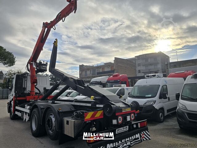 Crane truck Iveco STRALIS 260D36 GRU E SCARRABILE ADR