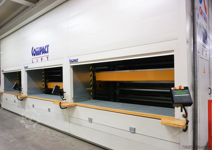 Warehouse lift Weland Compact Lift 2440x820