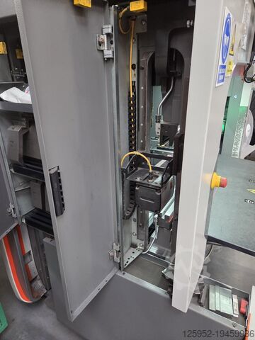 Press brake Bystronic Xpert 40/1030