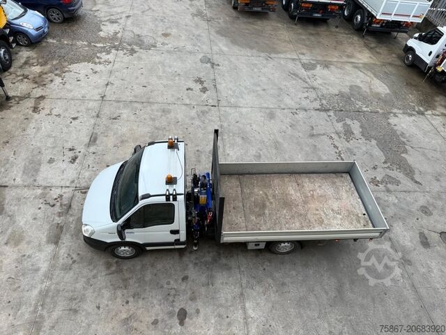 Lkw mit Festaufbau Iveco DAILY 35S15