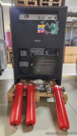 Kaeser Schraubenkompressor mit Trockner KAESER CSD 102