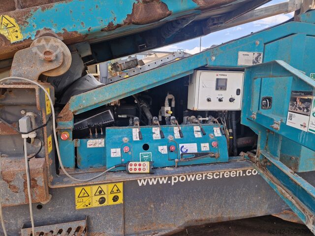 Tracked Screening Plant Powerscreen Warrior 1400X