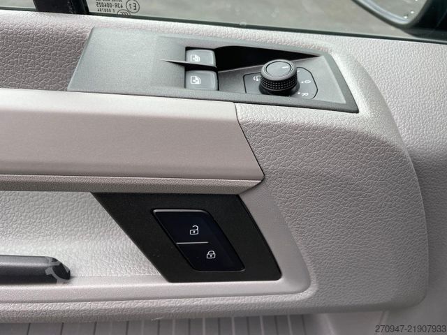 Minibus MAN TGE 3.180 Kombi L3H2 LEDER STANDH ACC NAVI SITZH