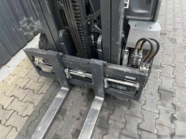 Treibgasstapler Linde H20T-01/600