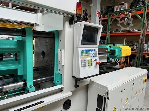 Injection molding machine Arburg 470C 1500-675