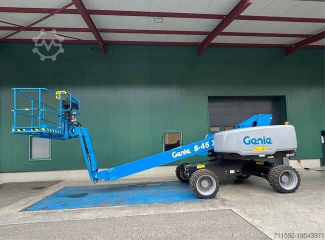 Teleskoparbeitsbühne Genie S-45 XC
