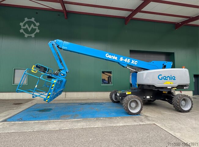 Teleskoparbeitsbühne Genie S-45 XC