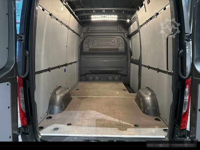 Kastenwagen MERCEDES-BENZ Sprinter 319 CDI V6+STANDHZ+AHK++SCHWINGSITZ