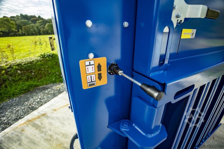 Altreifenpresse  BTS-MF450HD Spezial-Ballenpresse