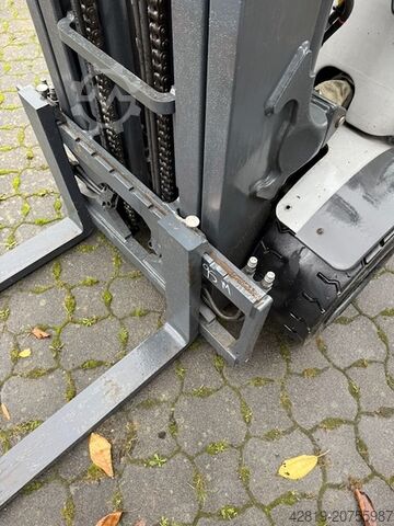 Elektro-4-Rad-Gabelstapler Still RX60-35 / 600