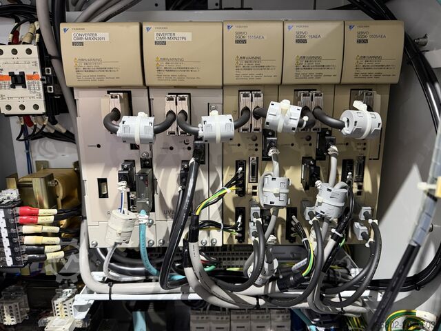 Vertikales Bearbeitungszentrum Sugino Xion-II-5AX-CE