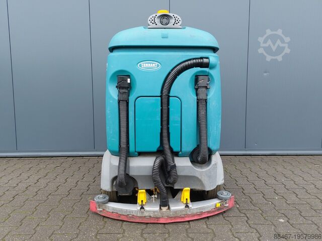 Scrubber Tennant T12