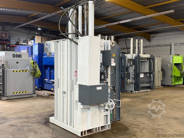 Bale press HSM V-Press 860 Plus