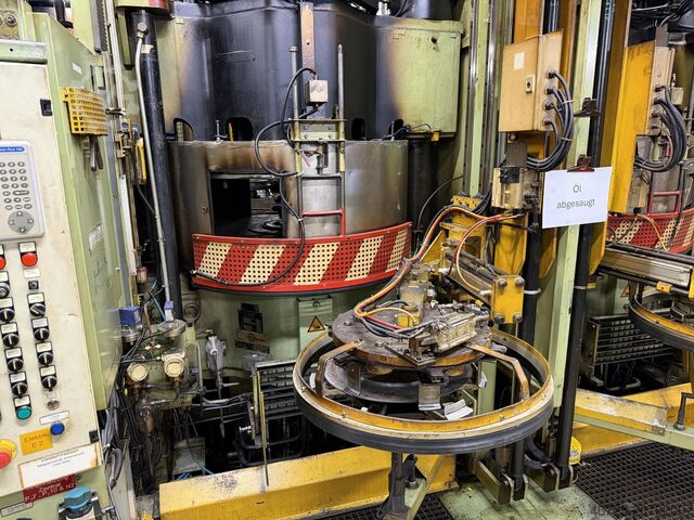 Hydraulische Reifenvulkanisierpresse Harburg-Freudenberger Maschinenbau GmbH KHP 46-150