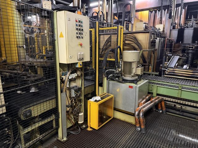 Hydraulische Reifenvulkanisierpresse Harburg-Freudenberger Maschinenbau GmbH KHP 46-150