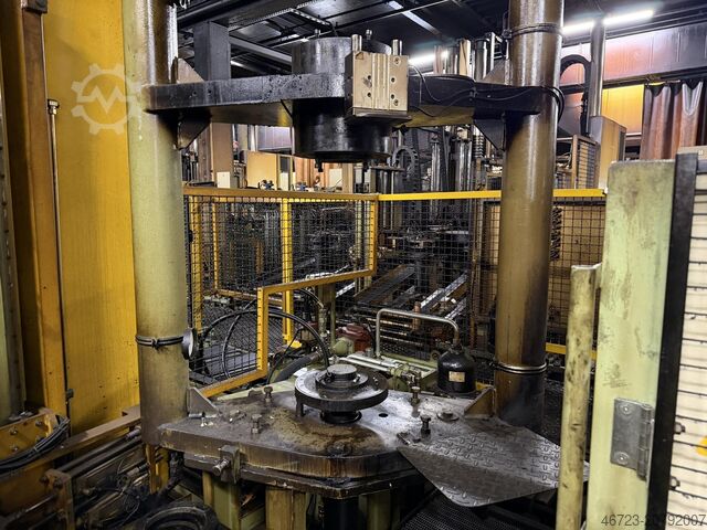 Hydraulic tire vulcanizing press Harburg-Freudenberger Maschinenbau GmbH KHP 46-150