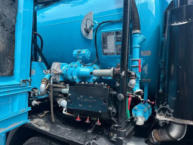 Saugfahrzeug MAN TGS 35.400 8X2-4 BL WIEDEMANN SUPER 1000