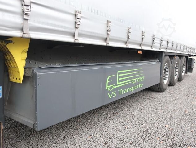 Auflieger mit Pritsche & Plane Schmitz Cargobull SCS 24 Liftachse P-Kasten Getränkezertifikat