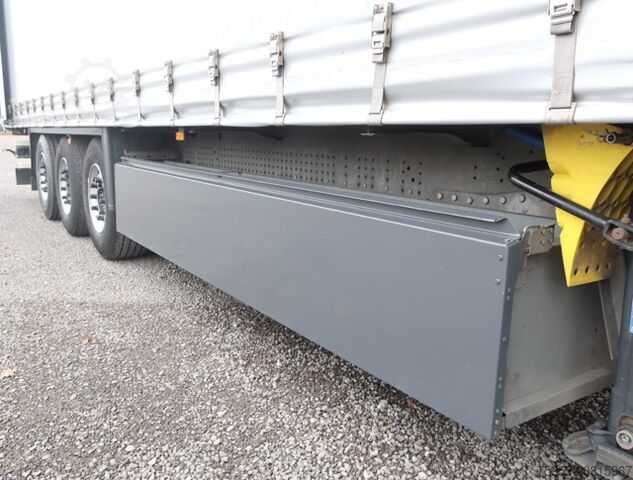 Auflieger mit Pritsche & Plane Schmitz Cargobull SCS 24 Liftachse P-Kasten Getränkezertifikat