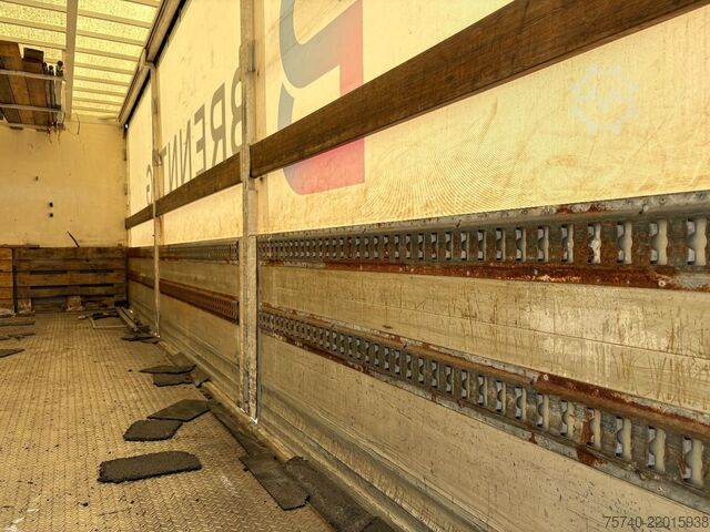 Curtain sided Volvo FE 300 + EURO 5 + 6X2 steering + MANUAL
