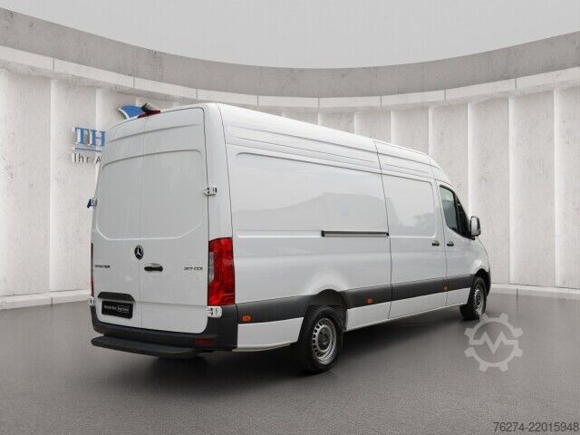 High top van Mercedes-Benz Sprinter 317 CDI Hochdach L3H2 Pro Automatik