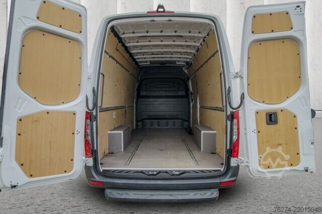 High top van Mercedes-Benz Sprinter 317 CDI Hochdach L3H2 Pro Automatik