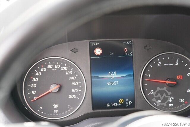 High top van Mercedes-Benz Sprinter 317 CDI Hochdach L3H2 Pro Automatik