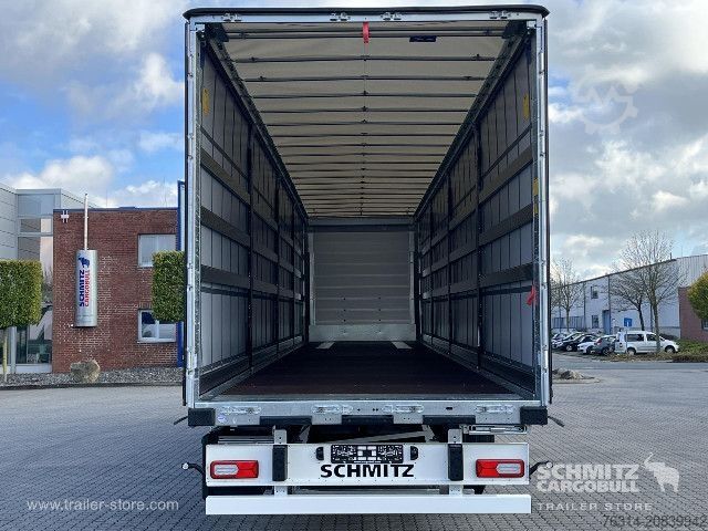 Auflieger mit Pritsche & Plane Schmitz Cargobull Curtainsider Standard Getränke