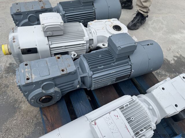 Elektromotor SEW-EURODRIVE KH67 DV132S4/BMG/HR/TF/ES2T/IS3